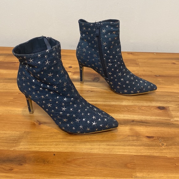 $10 CLEARANCE SALE - Lulus Khristyn Dark Blue Denim Star Print Stiletto Booties - Picture 7 of 14